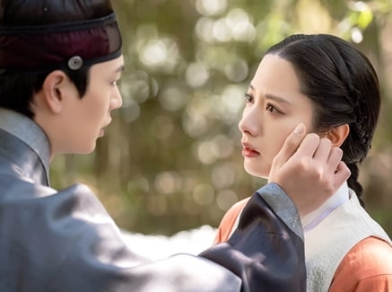 'The Haunted Palace' Concludes with Record-Breaking Finale and Global Acclaim