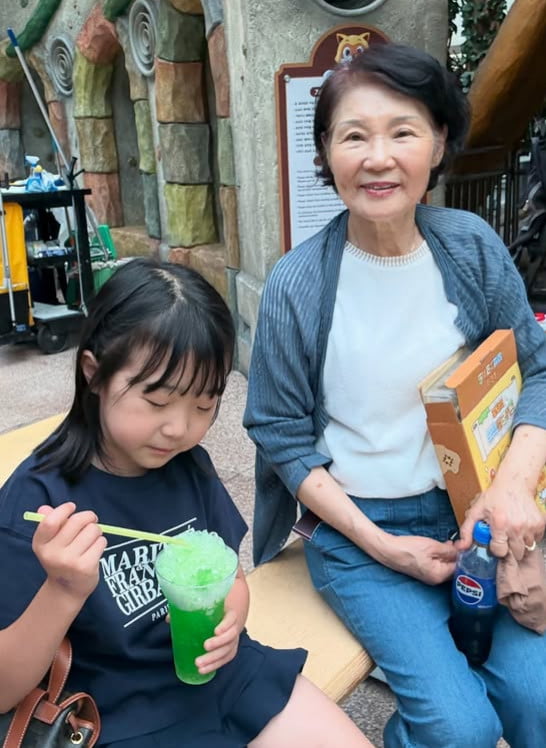 イ・ジヘ、母親の整形を暴露！家族と遊園地でのひととき