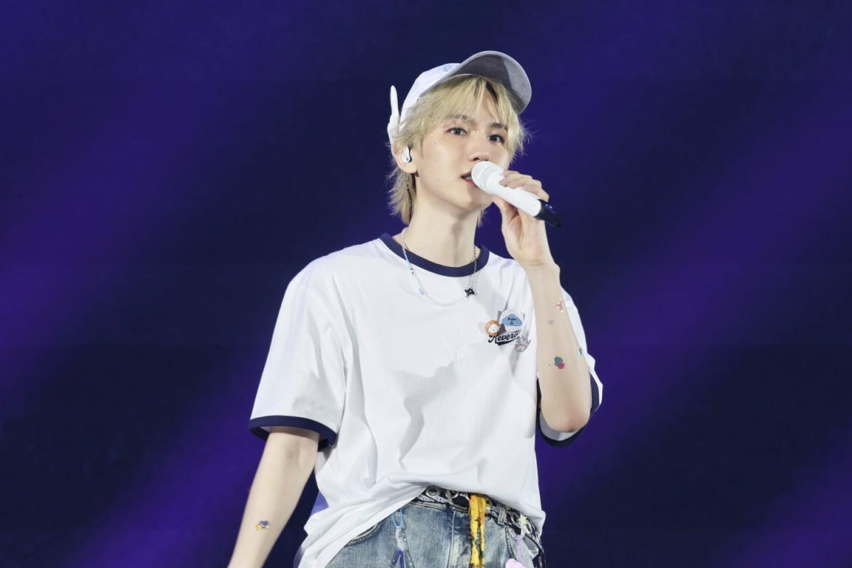 EXO's Baekhyun Kicks Off First Solo World Tour 'Reverie' with Enthralling Seoul Concert
