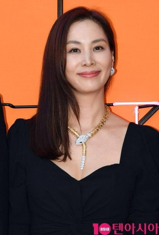 Korean Actress Ko So-young Faces Challenges with YouTube Channel Amidst Rapid Industry Changes