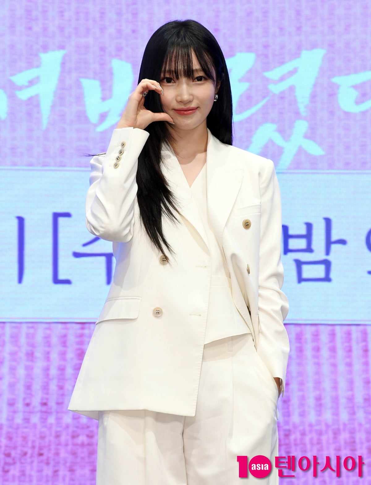 ジ・ヘウォン、KBS 2TV新ドラマ『ナムジュの初夜を奪ってしまった』制作発表会に登場
