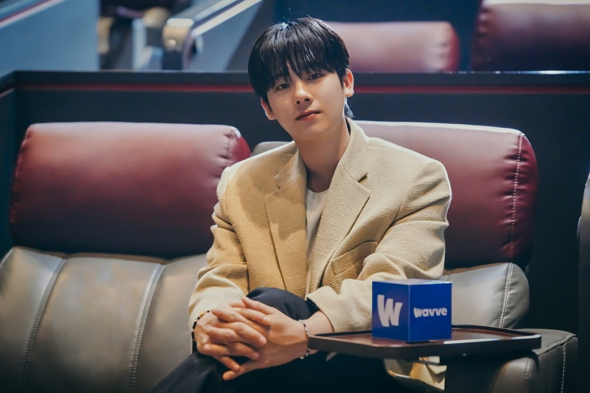 Lee Jung-ha Shines Again as a High School Prodigy in 'ONE: High School Heroes'
