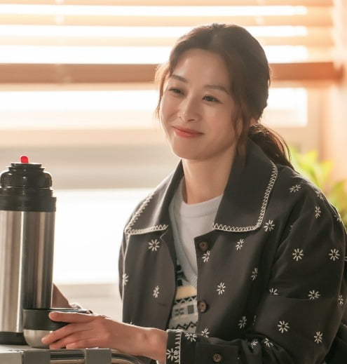 Shocking Twist in 'Woman Who Swallowed the Sun': Daughter of Jang Shin-young's Character Brutally Attacked