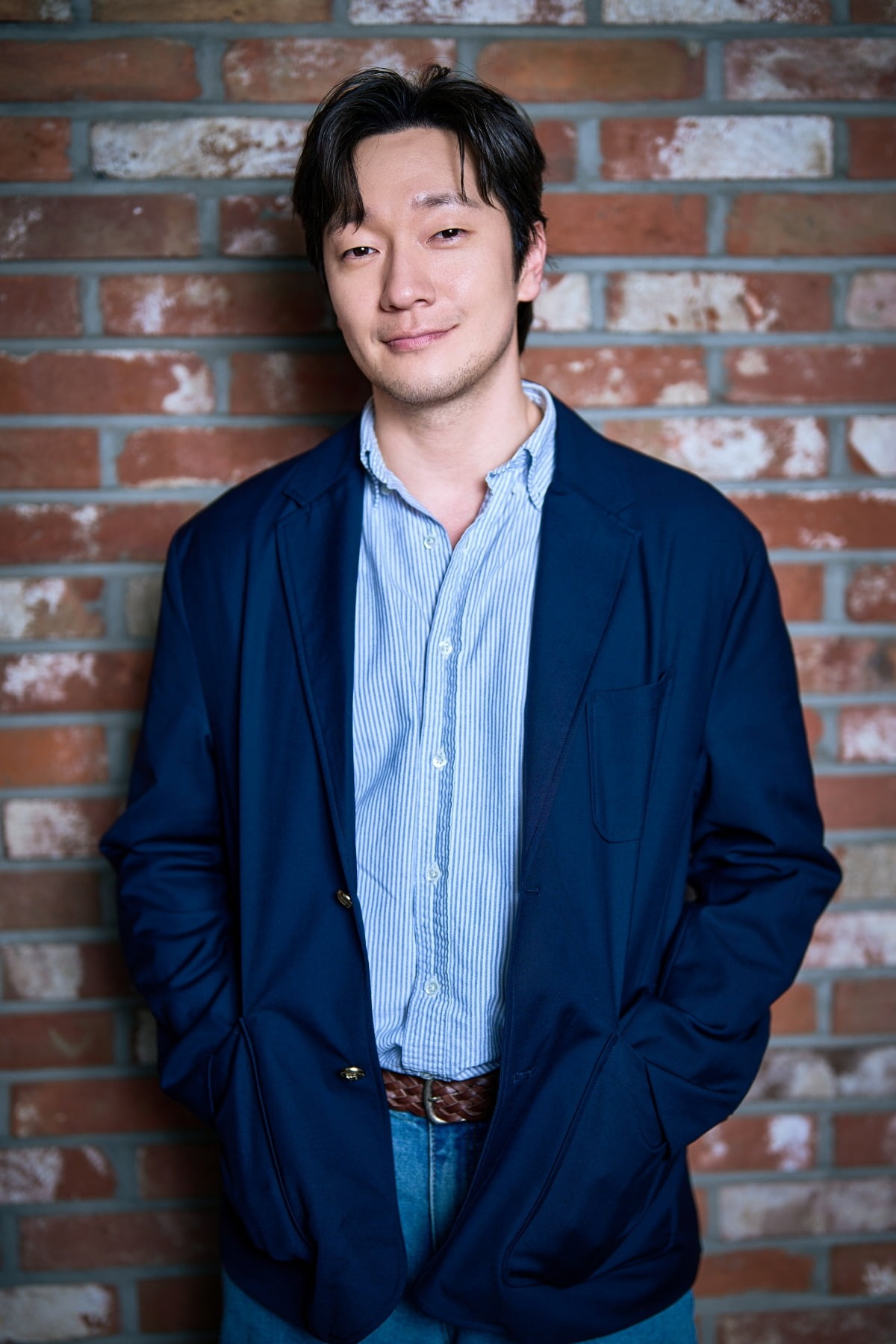 Son Seok-gu Describes His 'Nine Puzzle' Character as a 'Charming Guy'