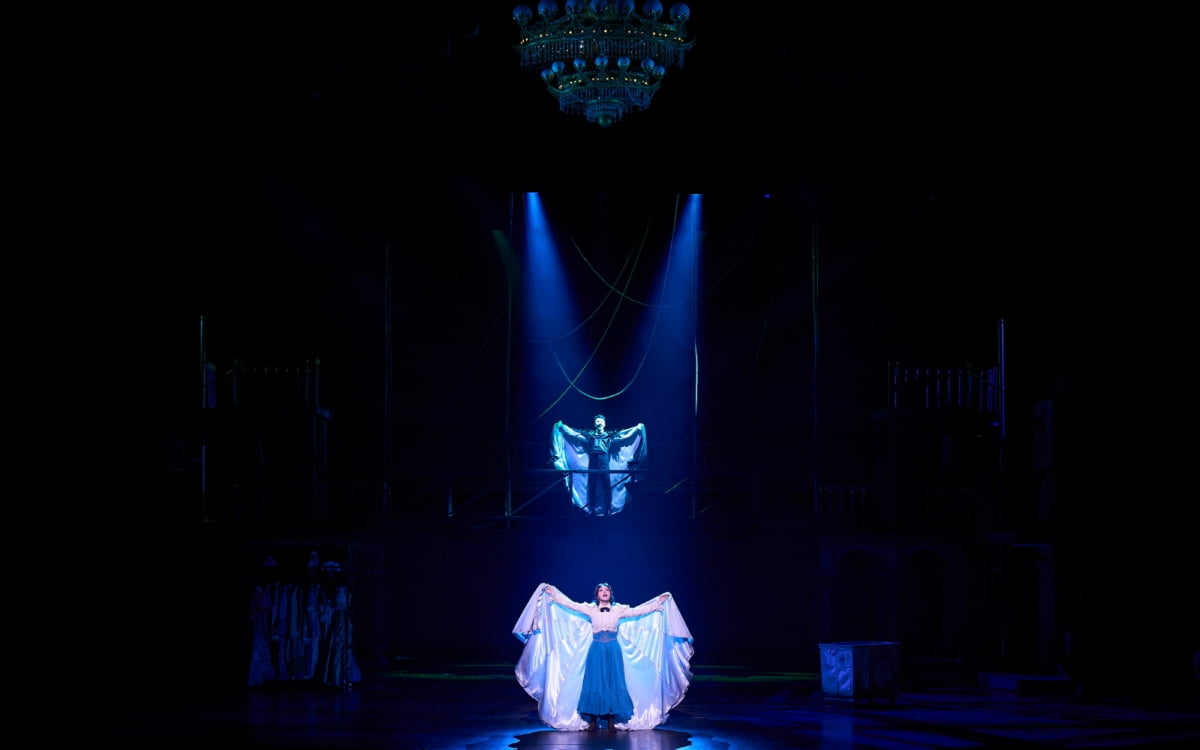 10th Anniversary of 'Phantom' Musical Delivers a Thrilling Experience