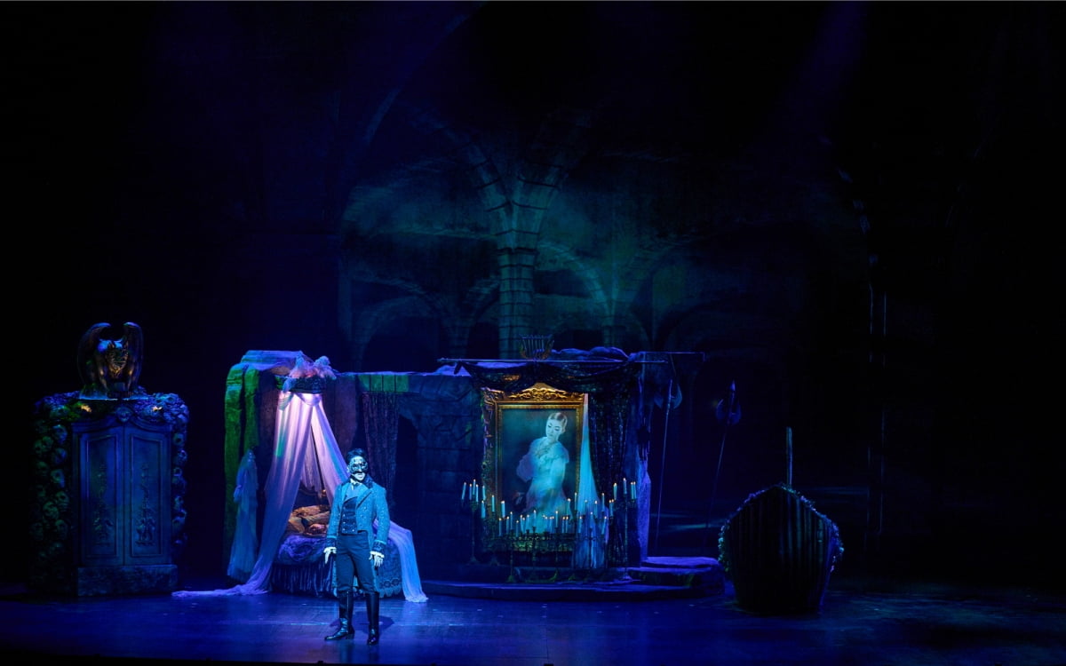 10th Anniversary of 'Phantom' Musical Delivers a Thrilling Experience