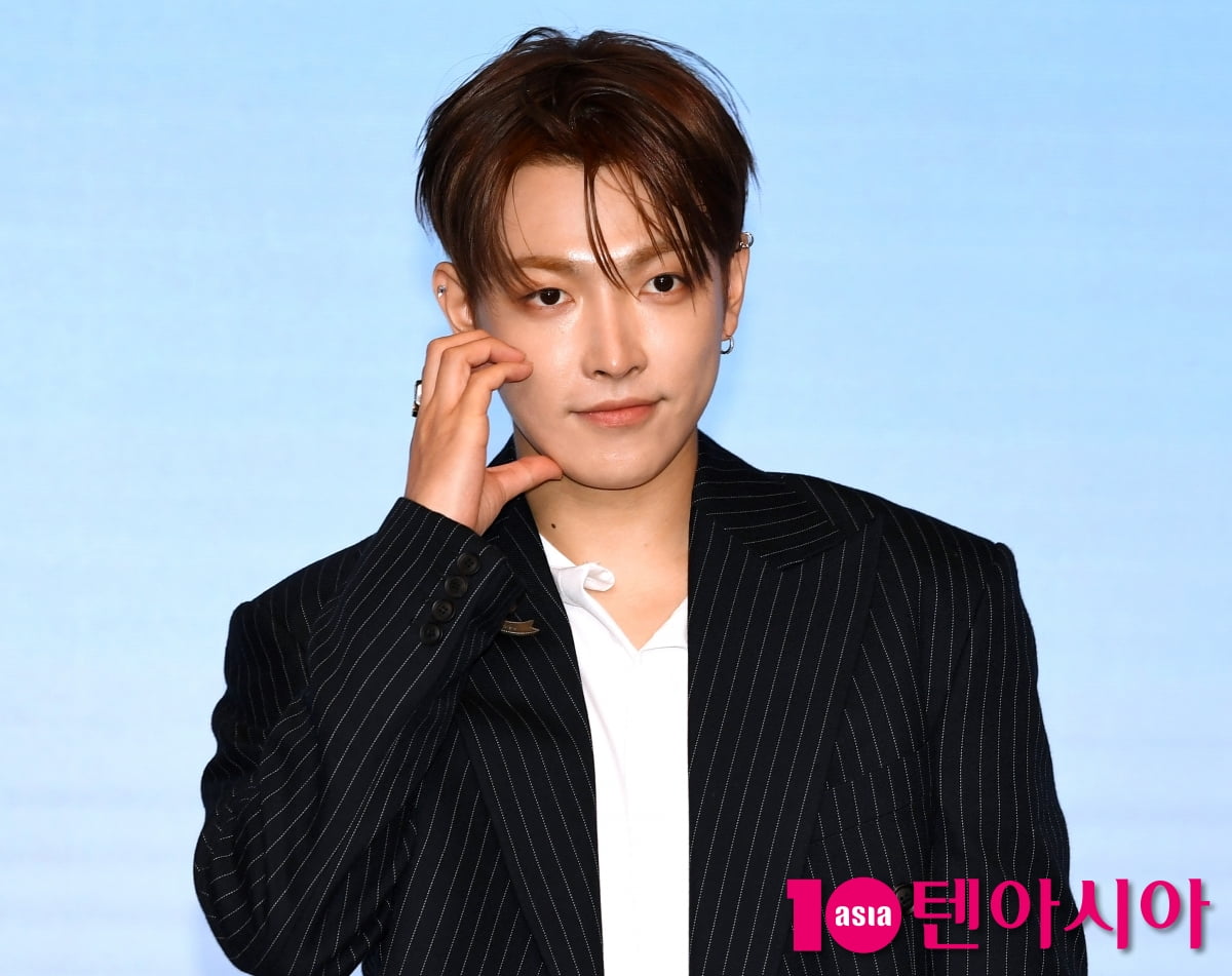 ATEEZ's Hongjoong Attends Press Conference for Mini Album 'GOLDEN HOUR: Part.3'