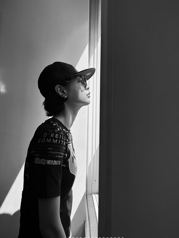 K-Pop Star Nana Stuns with Bold Fashion and Tattoo Revelation