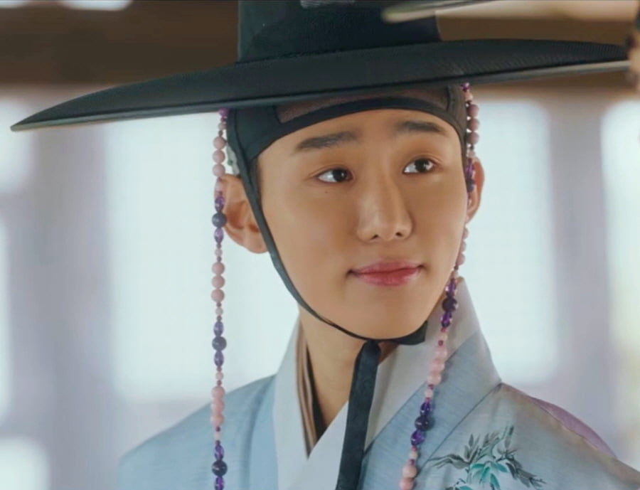 Seo Beom-jun Captivates Viewers in His First Historical Drama Role