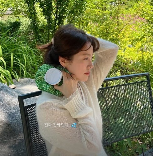 Actress Han Ji-min Battles Heatwave During Filming Amidst New Drama and Public Romance