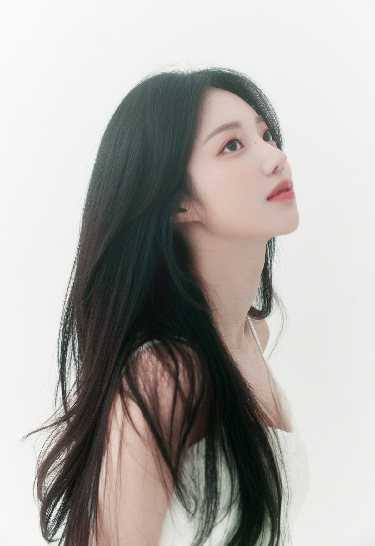 Han So-eun's Journey to Becoming the Perfect Queen in 'The Haunted Palace'