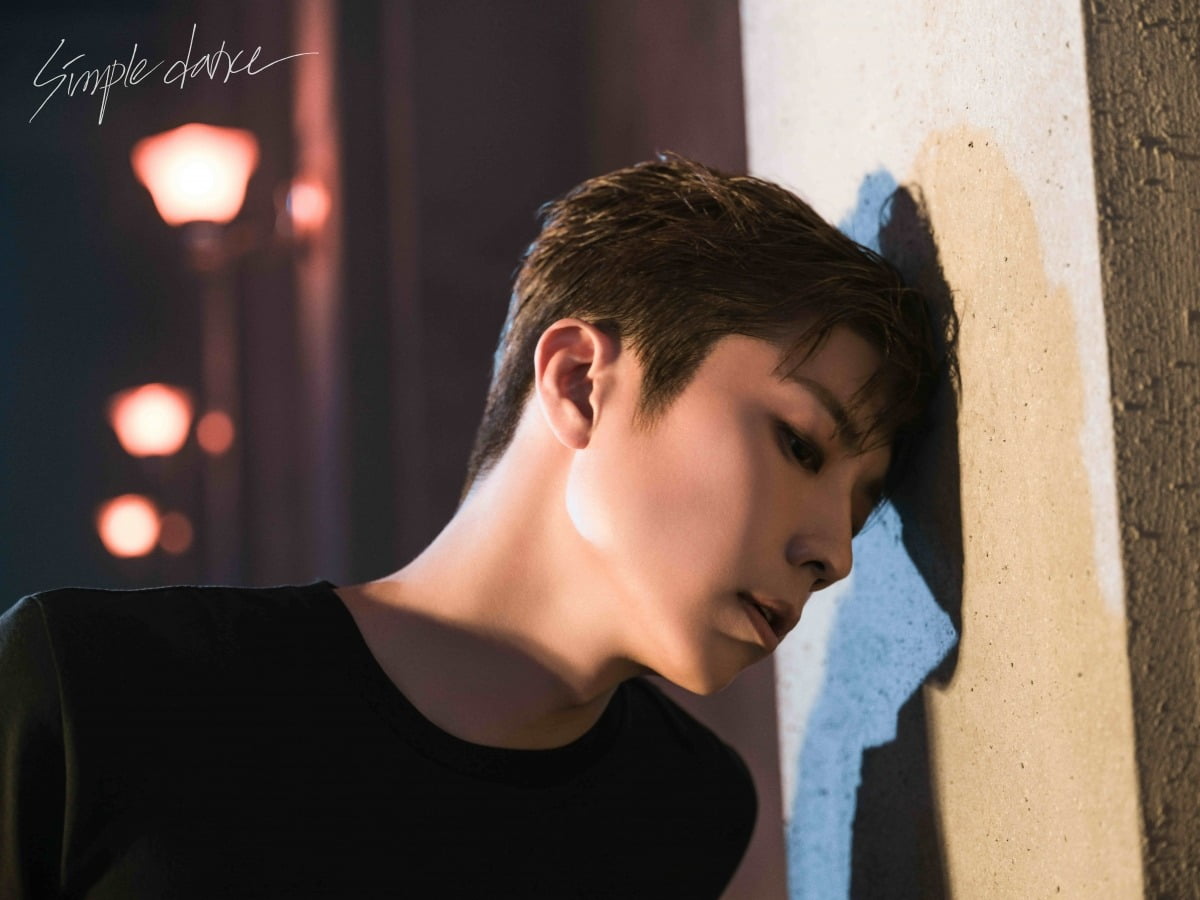 Jang Wooyoung Unveils Second Concept Photo for 'Simple Dance' Solo Comeback