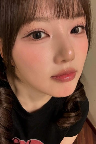 Former GFRIEND Member Yerin Delights Fans with Adorable Pigtails on Instagram