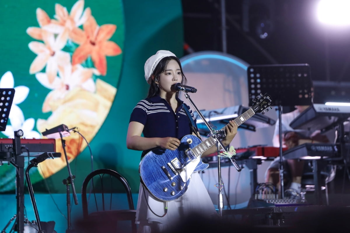 Younha Returns as Headliner at Beautiful Mint Life 2025 After Six Years