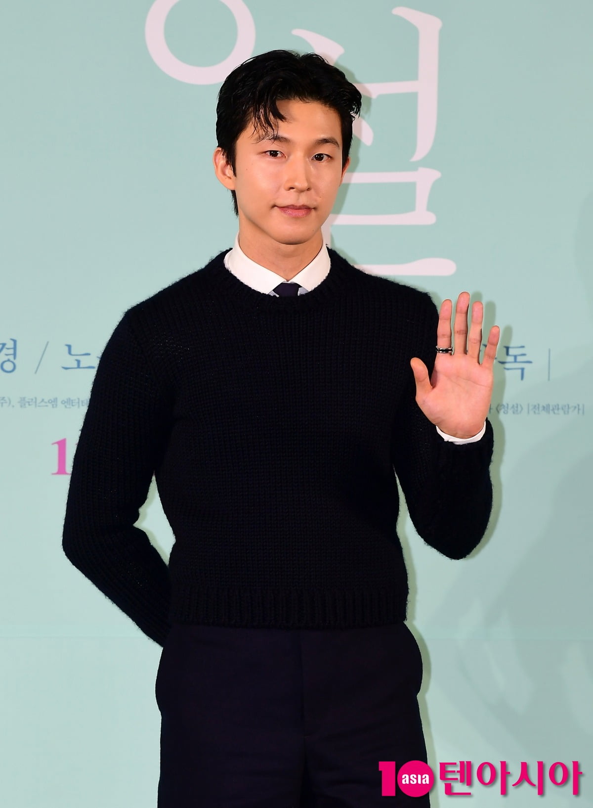 若手俳優のロールモデル、ホン・ギョンの魅力と成長