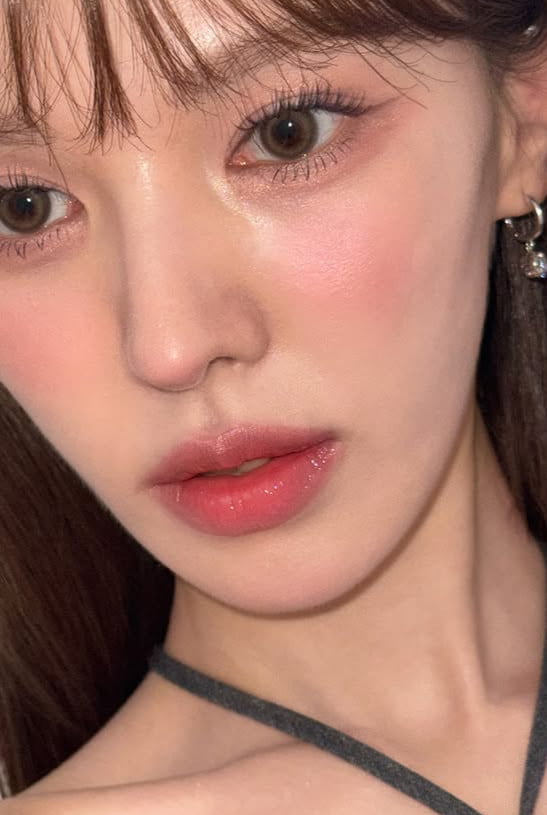 Red Velvet's Wendy Shines in New Role After Signing with ASND
