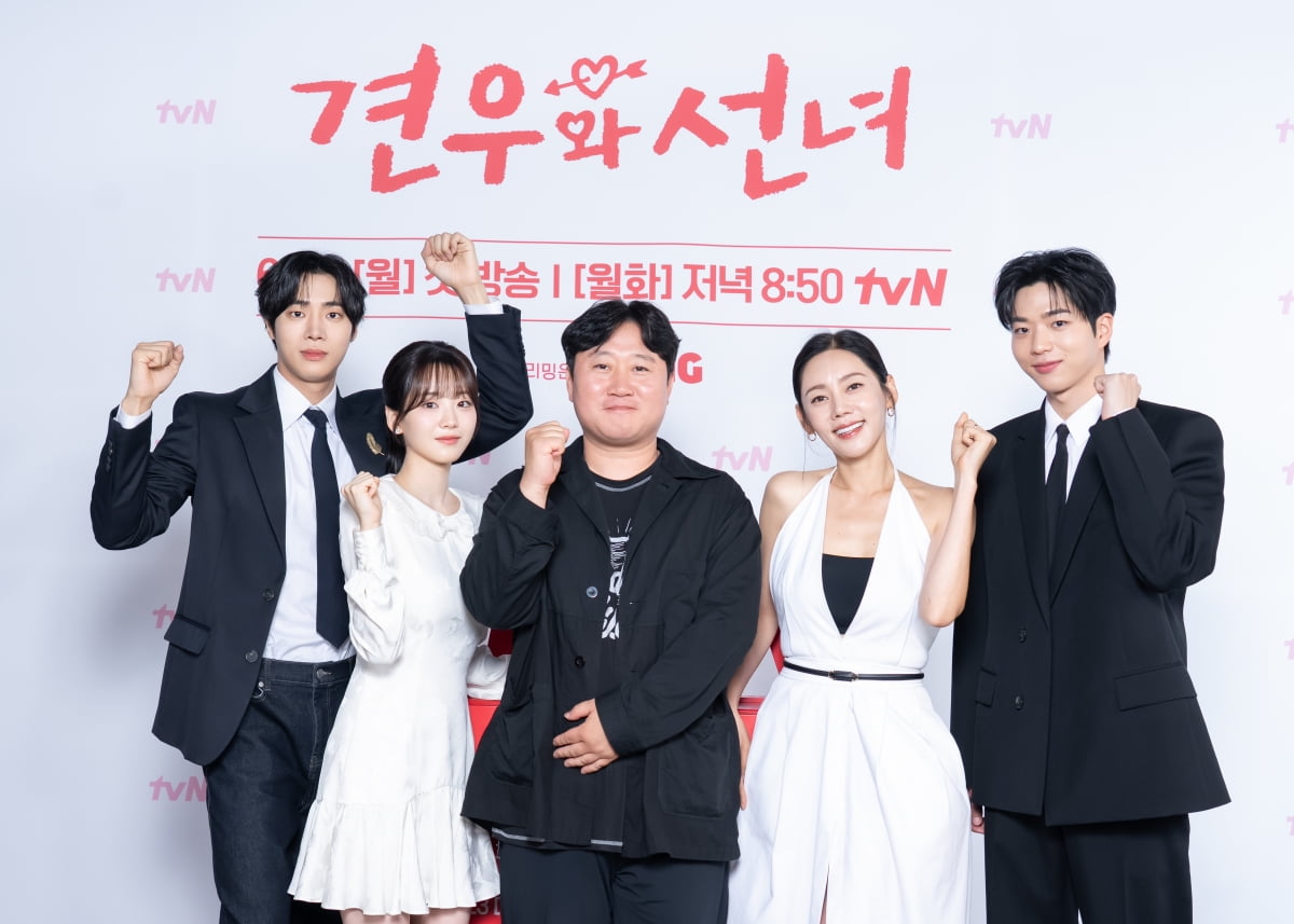 Choo Ja-hyun Shares Her Experience on Joining 'Gyeonu and Seonnyeo'