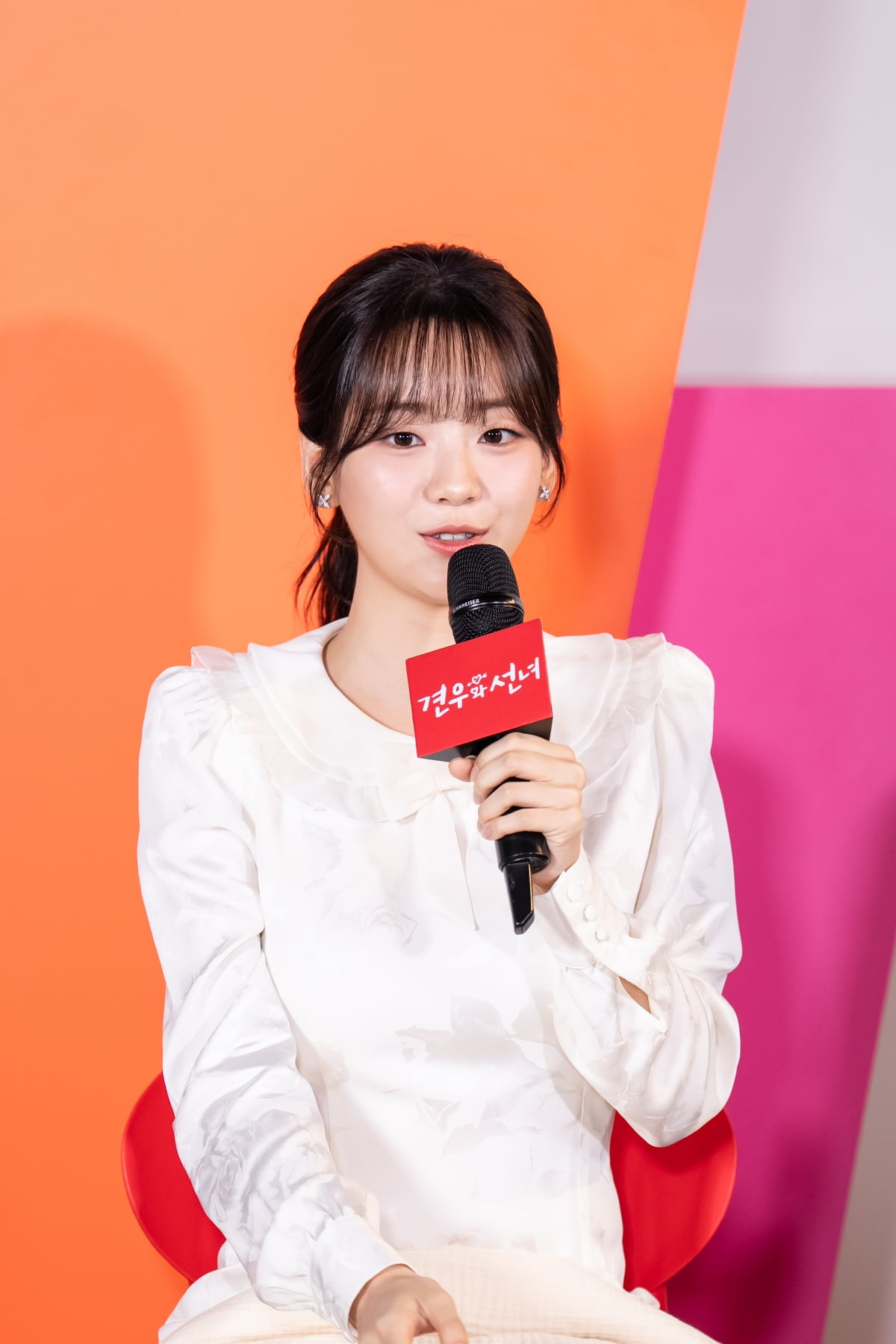 Cho Yi-hyun Discusses Her Role as a Shaman in New Drama 'Head Over Heels'