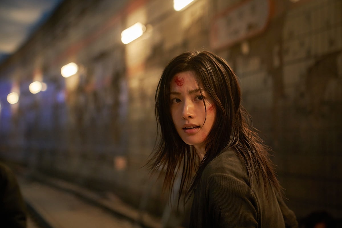 映画『全知的な読者の視点から』、新たなビジュアルを予告するスチール公開