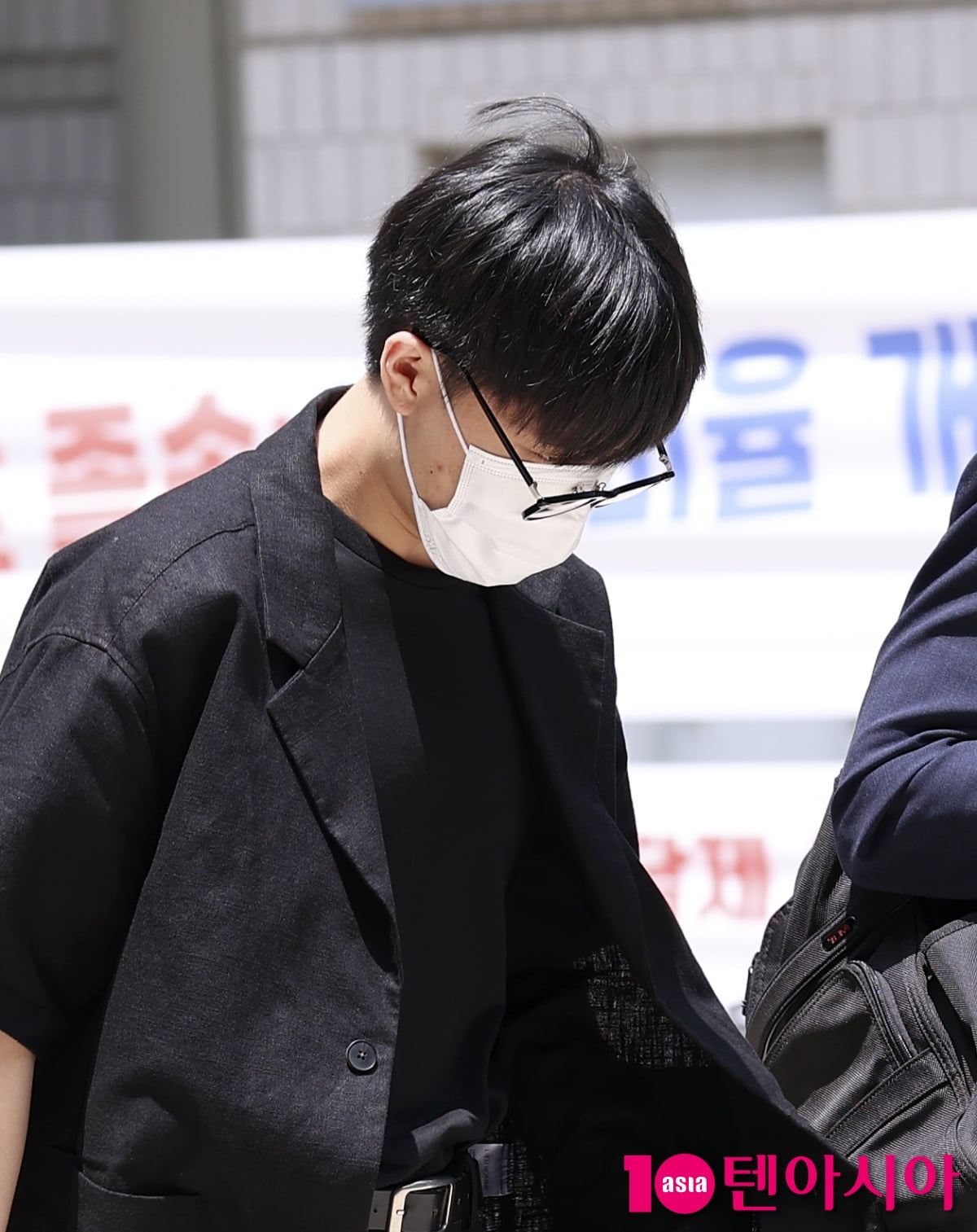 NCT出身のムン・テイル、性暴力犯罪の初公判に出席