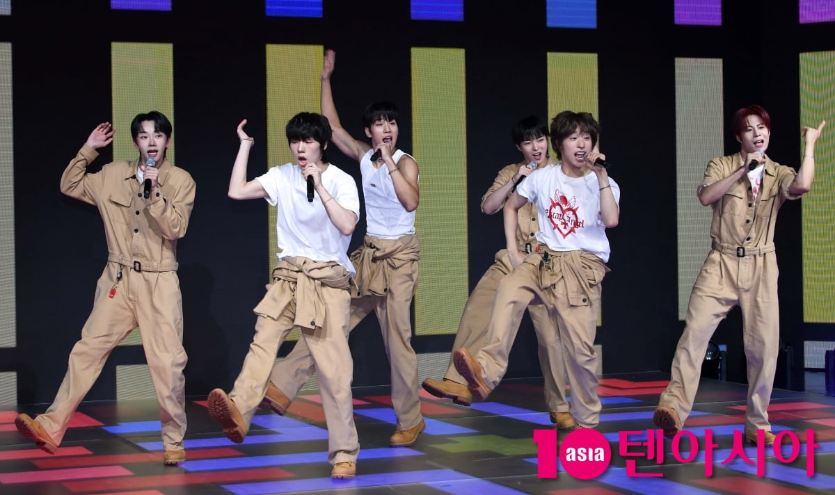 BE BOYS Dazzle at Debut Mini-Album Showcase in Seoul