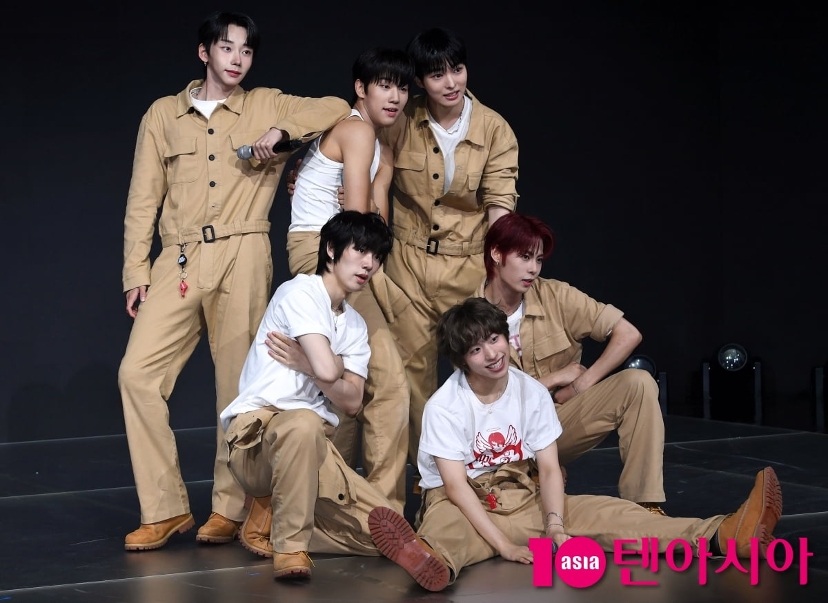 BE BOYS Dazzle at Debut Mini-Album Showcase in Seoul