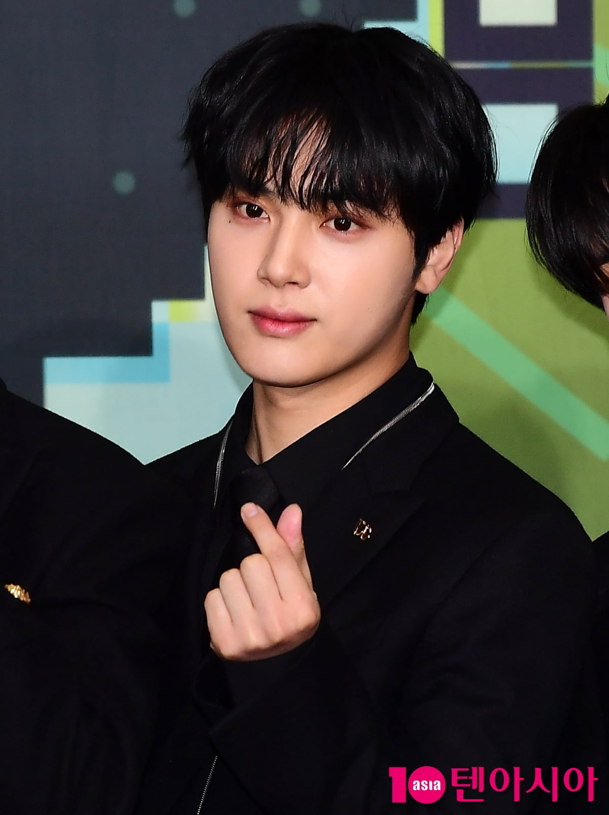THE BOYZ's Ju Haknyeon Exits Group Amidst Personal Controversy