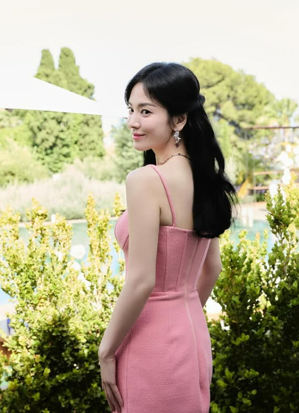 Song Hye-kyo Shines at Luxury Jewelry Event and Confirms New Netflix Series