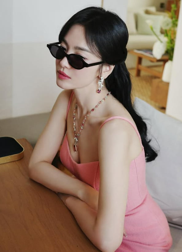 Song Hye-kyo Shines at Luxury Jewelry Event and Confirms New Netflix Series