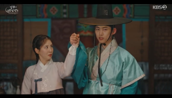 Taecyeon Sparks Curiosity with Kiss Question to Seohyun on 'The First Night of the Newlyweds'