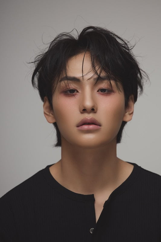 Singer-Songwriter Park Sea-woong Releases New Single 'Zombie Love'