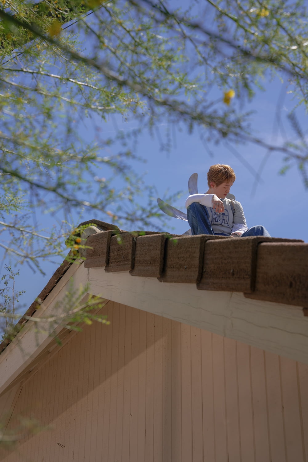 SHINee's ONEW Teases Youthful Charm in Upcoming Album 'PERCENT'