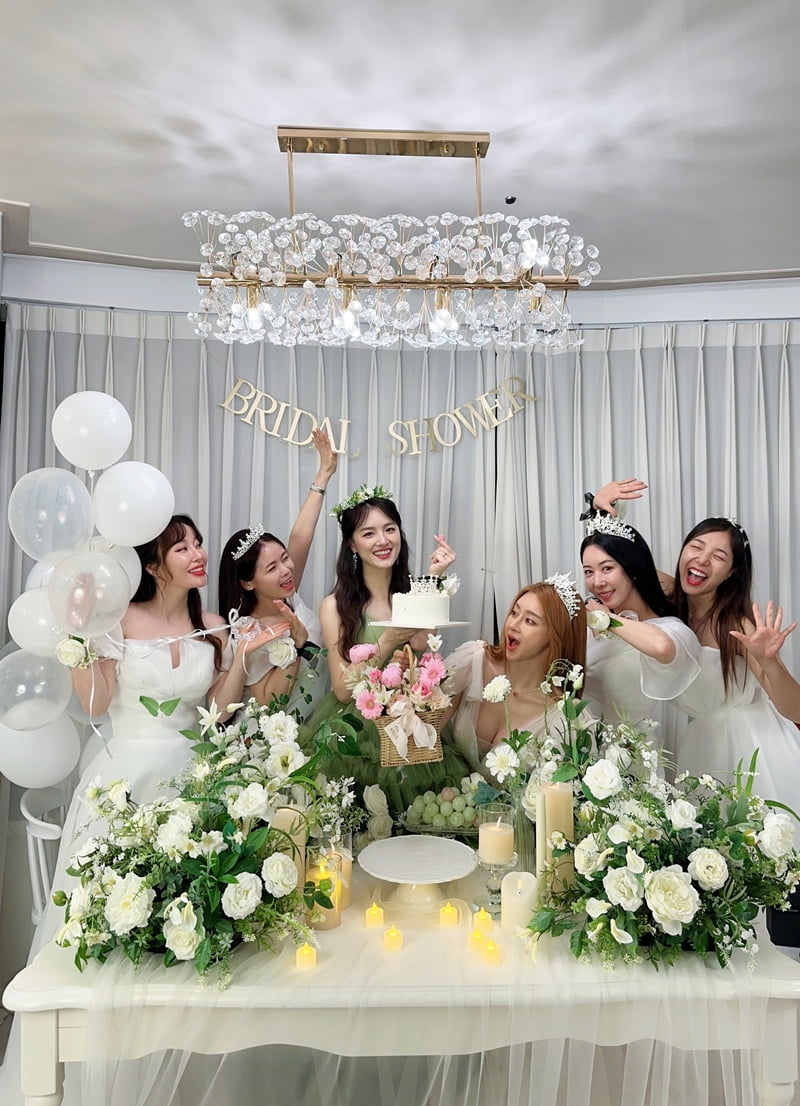 Korean TV Personality Ha Ji-hye Ties the Knot with Younger Partner in Star-Studded Ceremony