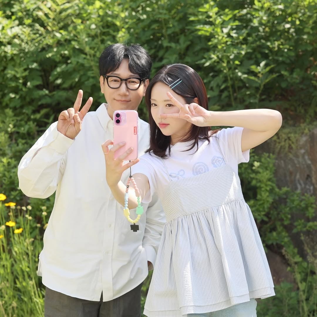 Ji Ye-eun Captivates Summer with Refreshing Charm in New Single 'Milkshake'