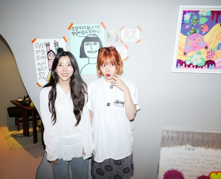 Former 4Minute Members HyunA and Kwon So-hyun Reunite, Sparking Interest