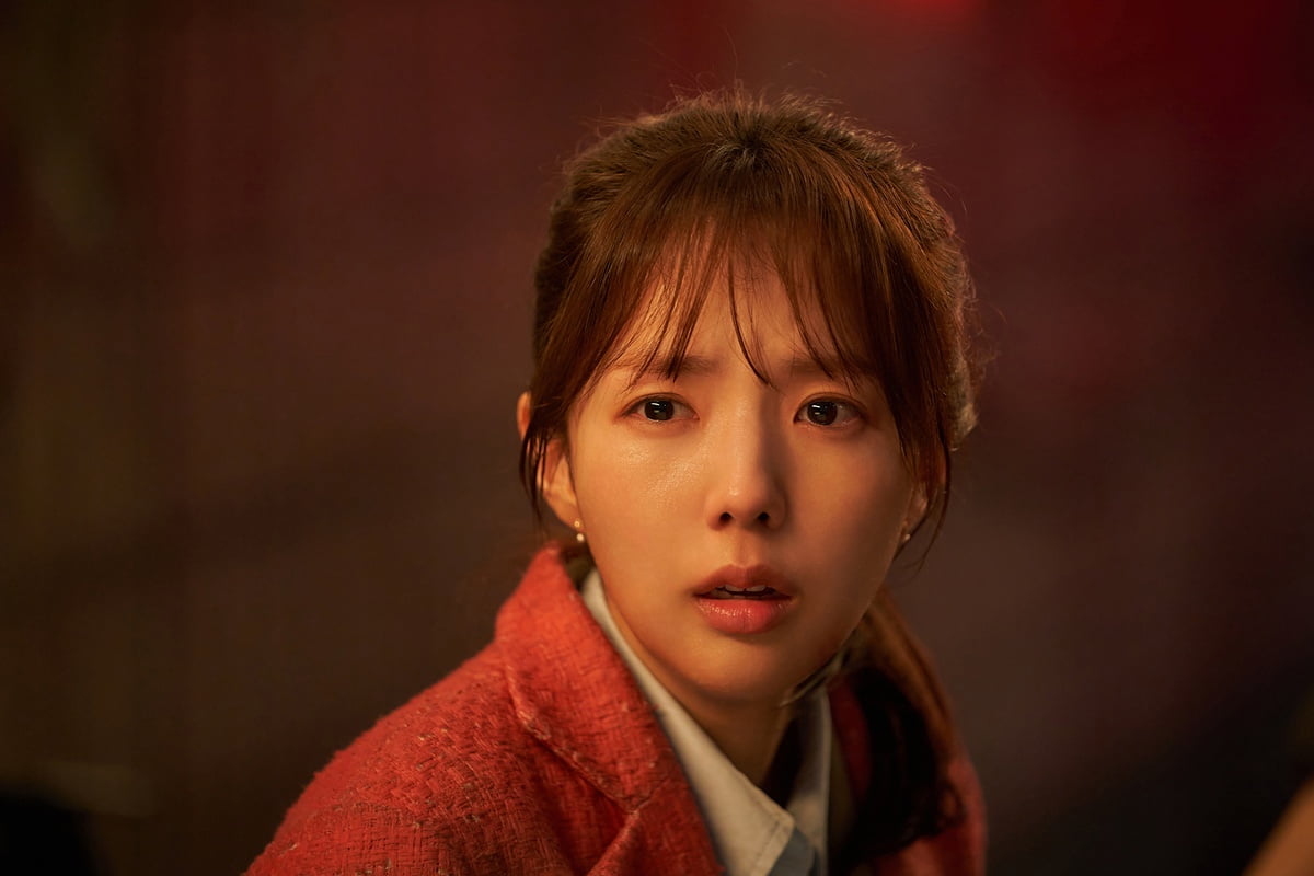 Immersive Fantasy Action: 'Omniscient Reader's Viewpoint' Unveils Second Set of Stills