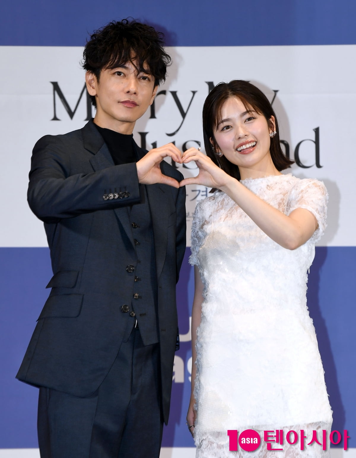 佐藤健と小芝風花、グローバルプロジェクト『私の夫と結婚して』日本版制作発表会に登場
