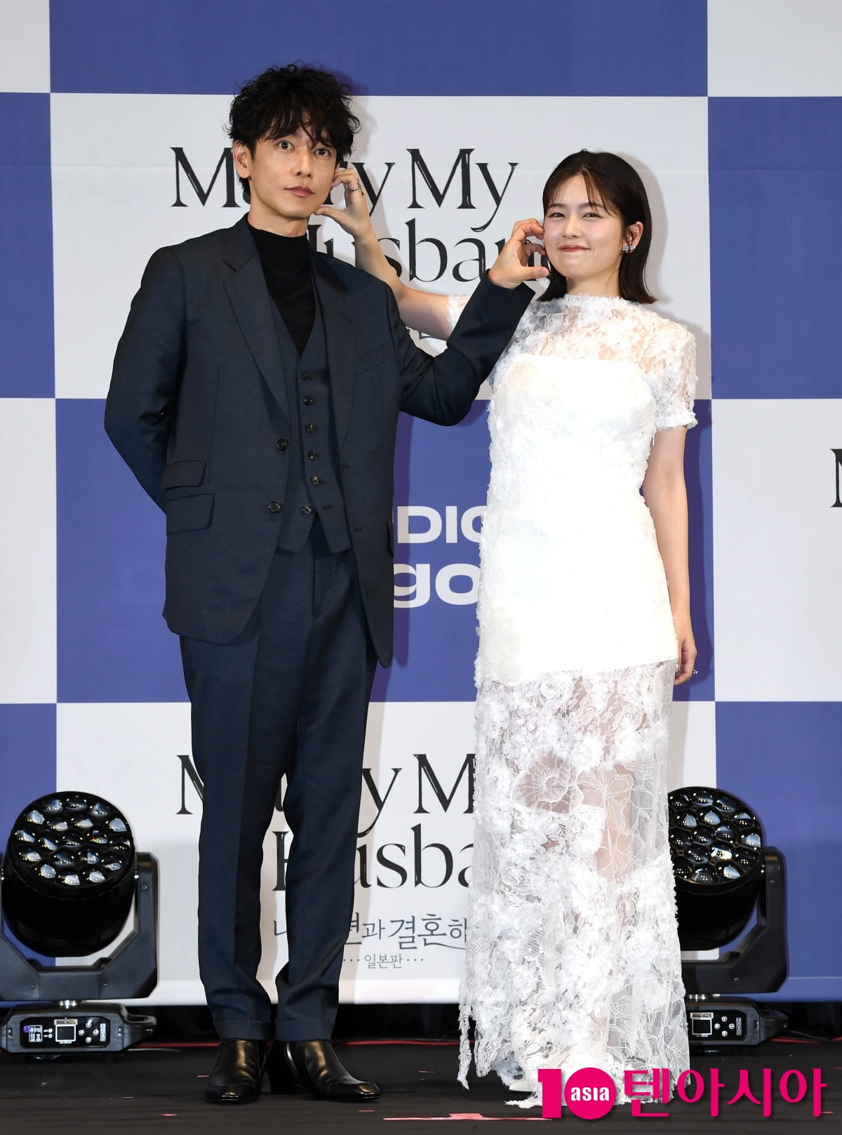 佐藤健と小芝風花、グローバルプロジェクト『私の夫と結婚して』日本版制作発表会に登場