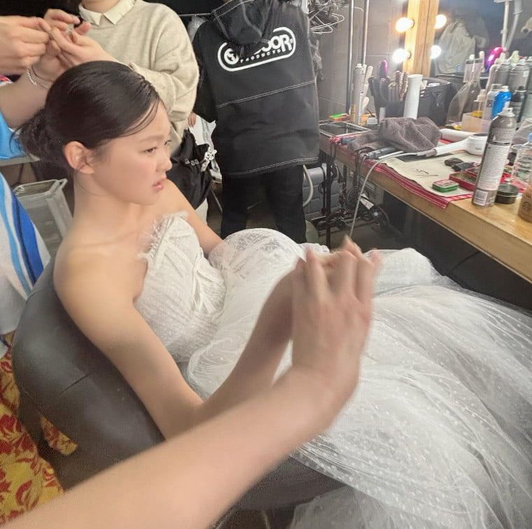 Japanese Model Shiho Yano Celebrates Daughter's Growth with Heartfelt Surprise