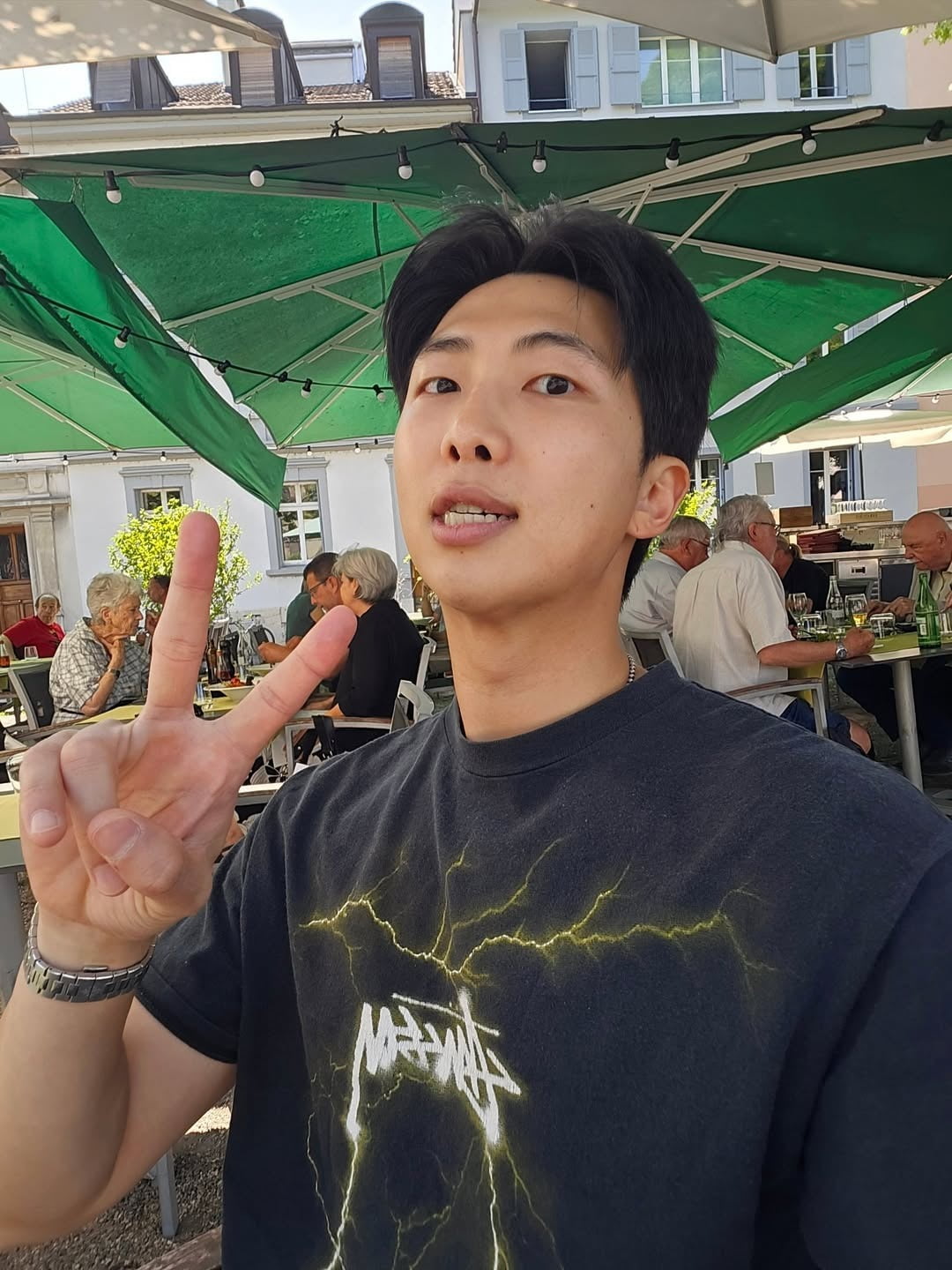 BTSのRM、軍服務後の余裕ある日常を公開