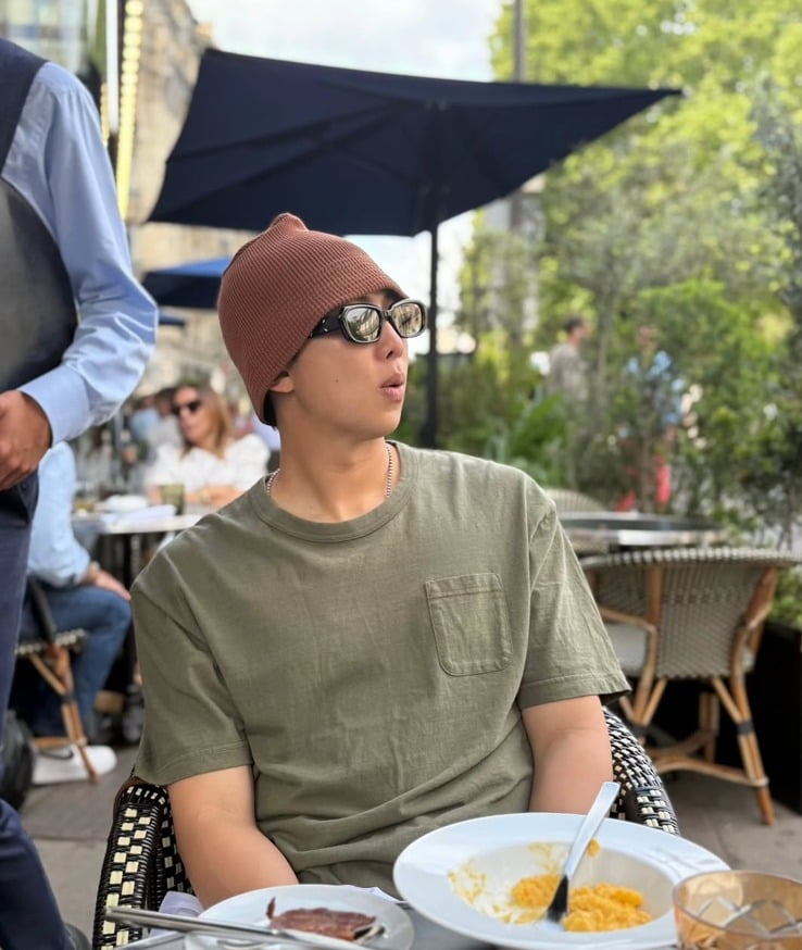 BTSのRM、軍服務後の余裕ある日常を公開