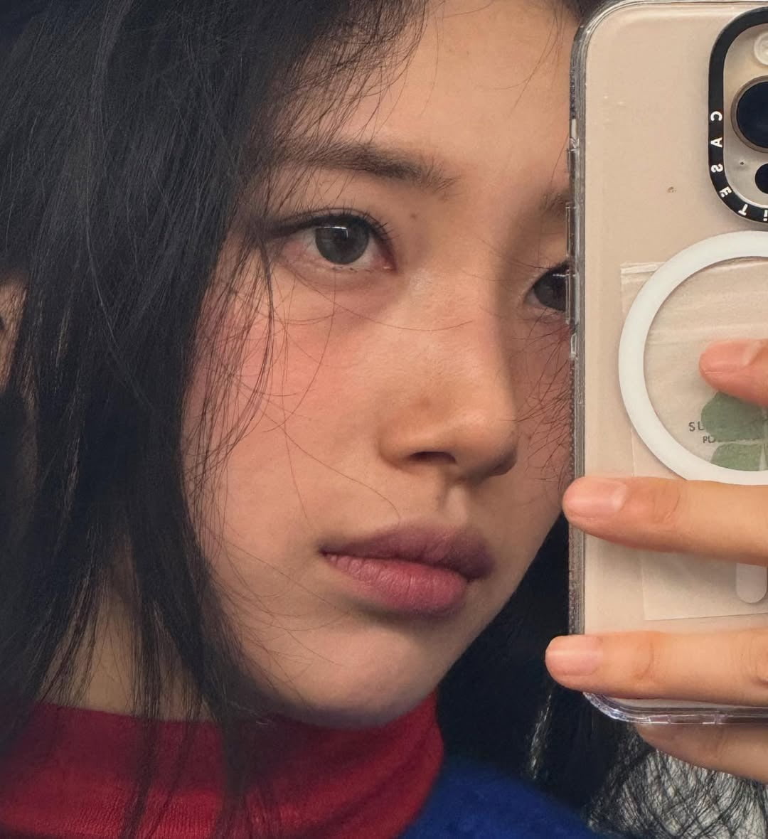 Suzy Stuns with Enhanced Beauty in Latest Social Media Photos