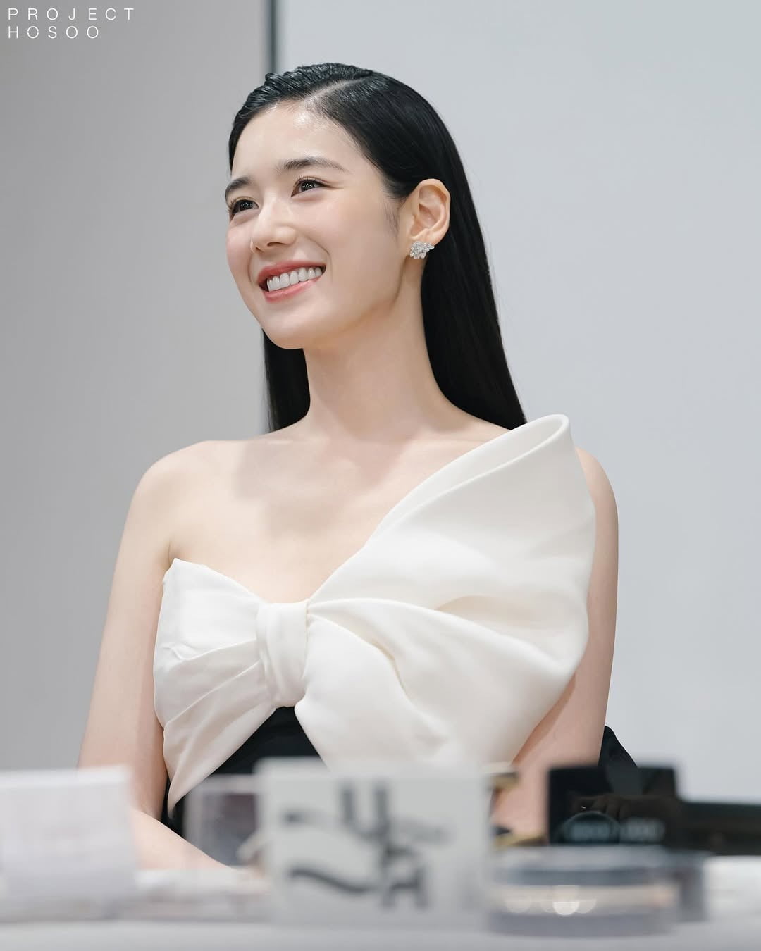 Korean Actress Jung Eun-chae Stuns Fans with Her Elegant Beauty on Instagram
