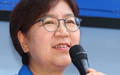 정은경 남편 '코로나 주식 돈벌이' 의혹…野 "법 위반 소지"