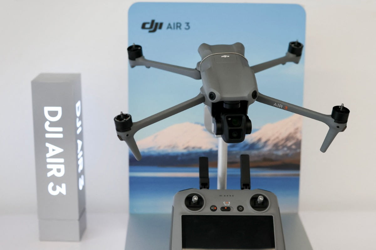 지난달 13일 플로리다 마이애미의 중국 업체 DJI 윈우드 매장에 갤럭시 토토사이트이 전시되어 있다. 사진=게티이미지