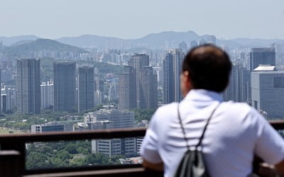 "옆집 1억 더 줬다는데, 이사는 꿈도 못 꿔요" 울상