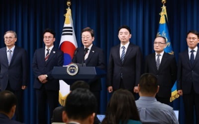 초대 국무총리 김민석, 국정원장 이종석 지명…李, 인선 직접 발표
