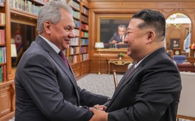 [속보] 러 안보수장, 푸틴 특별임무 받고 김정은 회담 예정 [러 관영매체]