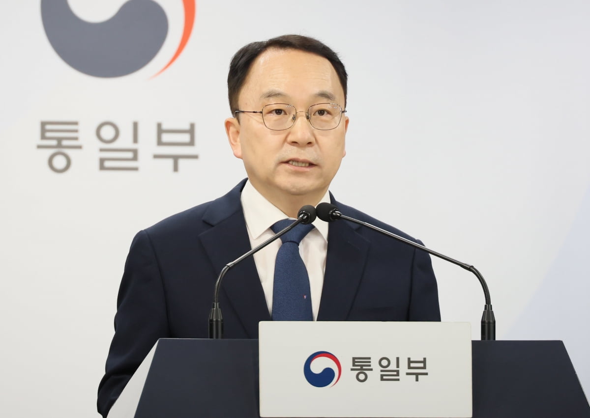 구병삼 통일부 대변인이 9일 서울 종로구 정부서울청사에서 정례브리핑을 하고 있다. 사진=연합뉴스
