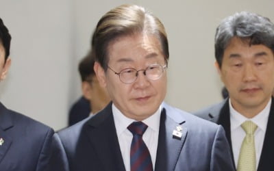 [속보] 李 대통령, 나토 정상회의 참석 않기로